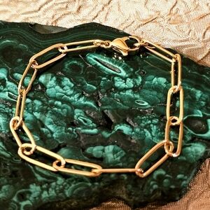 NEW Gold Paperclip Link Bracelet B1P27